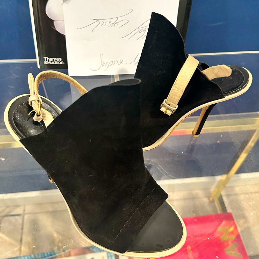 Balenciaga sandals sz39